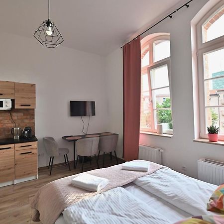 Live & Travel Apartments Waterlane Vintage 그단스크 외부 사진
