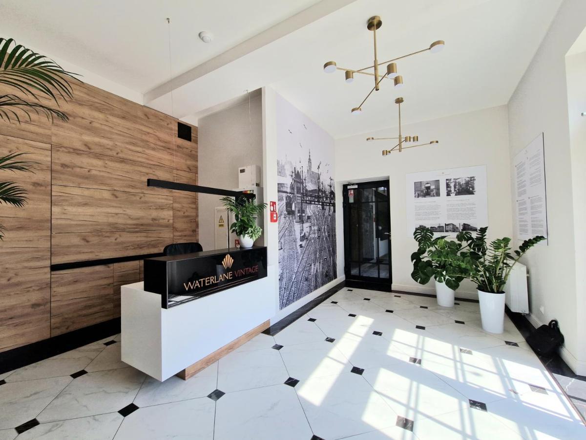Live & Travel Apartments Waterlane Vintage 그단스크 외부 사진