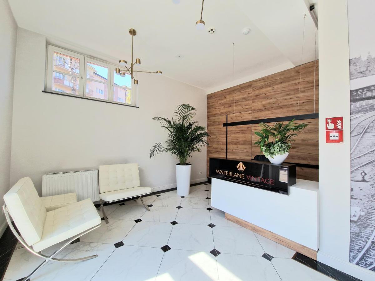 Live & Travel Apartments Waterlane Vintage 그단스크 외부 사진