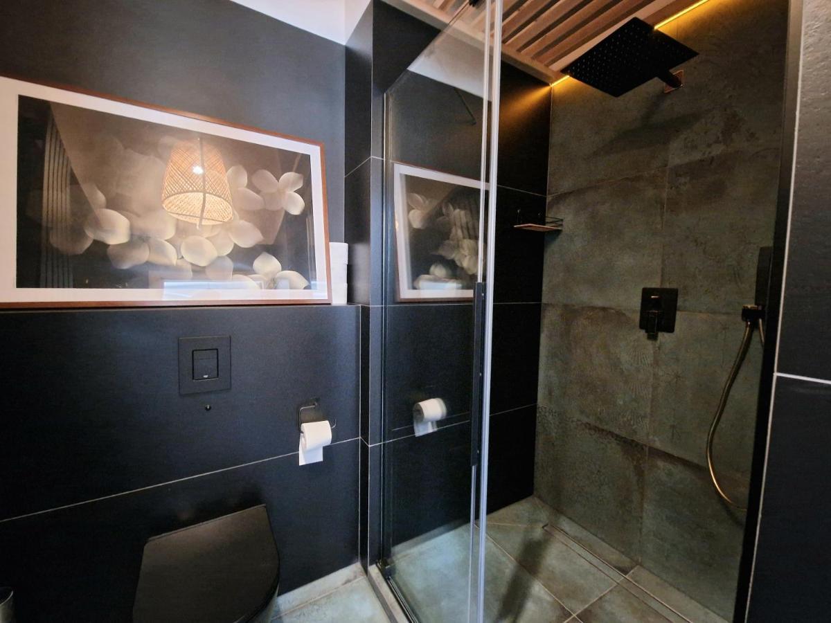 Live & Travel Apartments Waterlane Vintage 그단스크 외부 사진