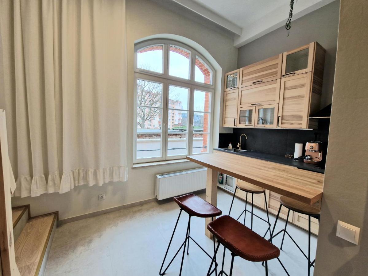 Live & Travel Apartments Waterlane Vintage 그단스크 외부 사진