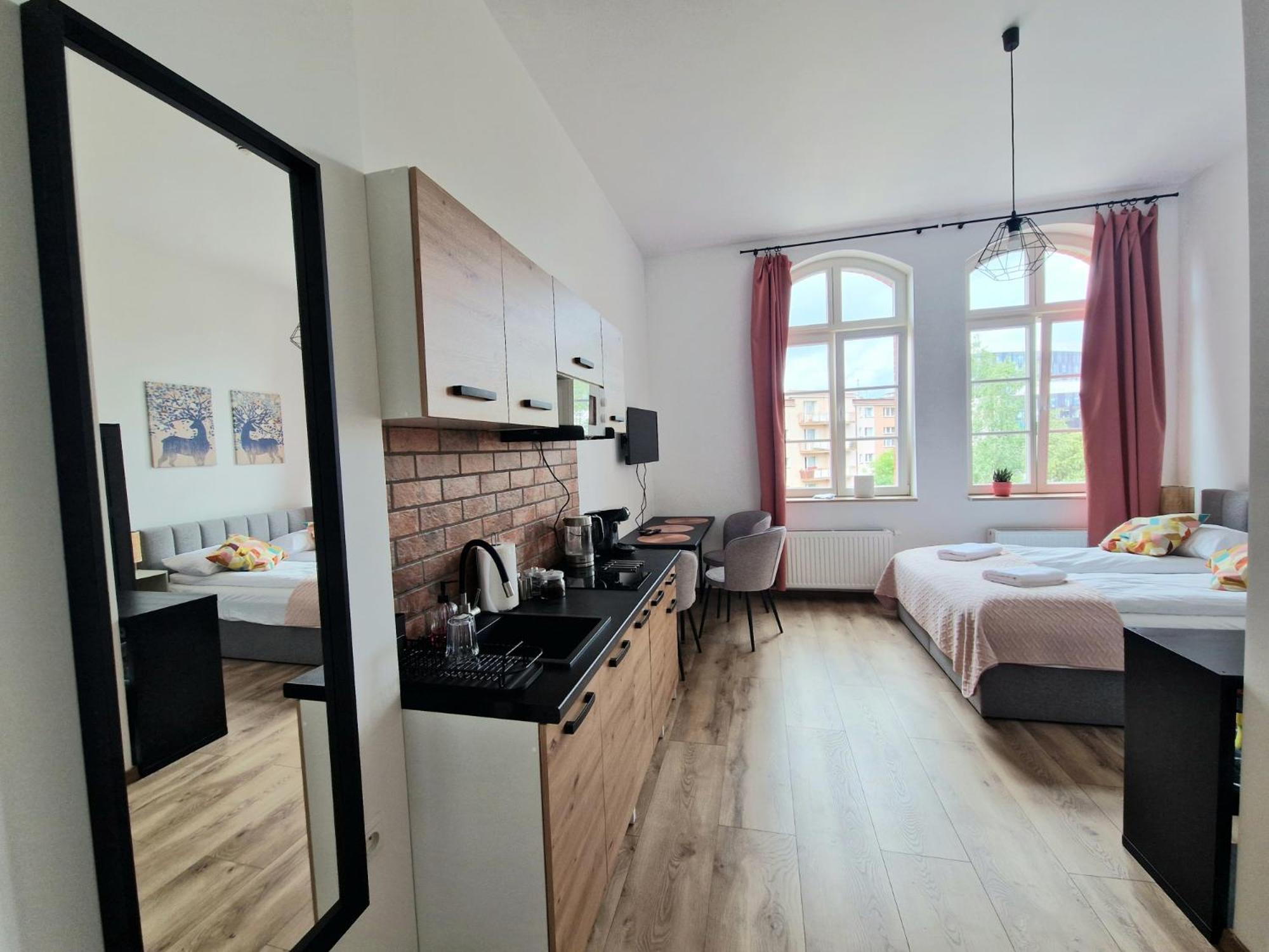 Live & Travel Apartments Waterlane Vintage 그단스크 외부 사진